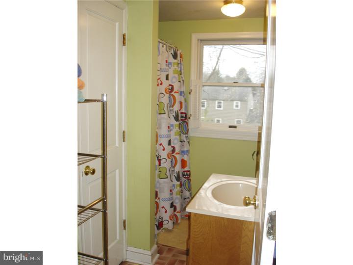 264 Crystal Terrace Haddonfield, NJ 08033 - Photo 17 of 23 Gallery Image 17