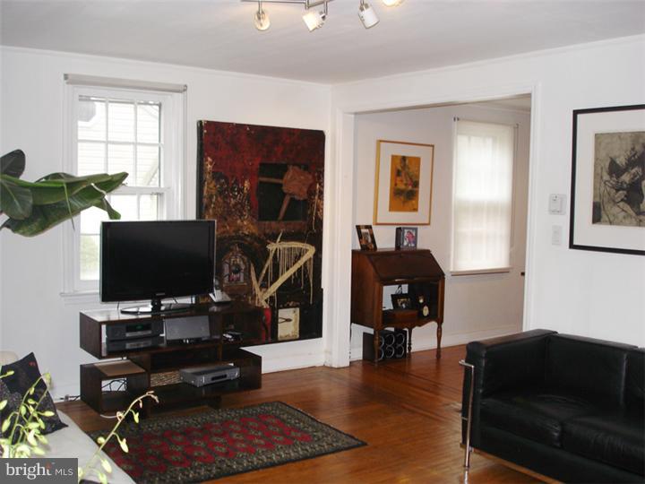 264 Crystal Terrace Haddonfield, NJ 08033 - Photo 3 of 23 Gallery Image 3