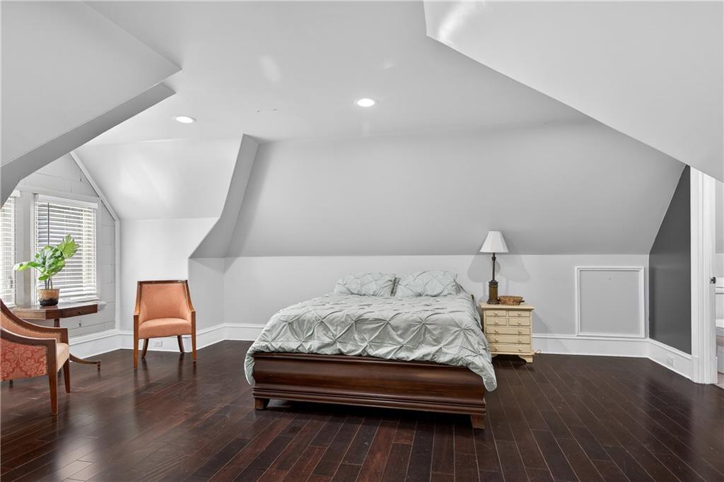 745 Goshen Road Thomaston, GA 30286 - Photo 30 of 41 a bedroom with bed and a table