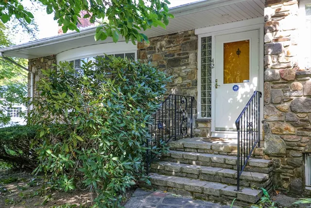 $599,000 | 42 Ellis Drive, Worcester, MA 01609