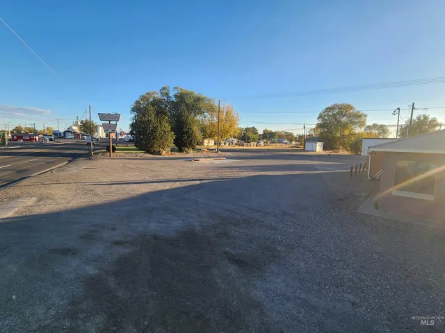 $100,000 | 30 Heyburn Id 83336, Heyburn, ID 83336