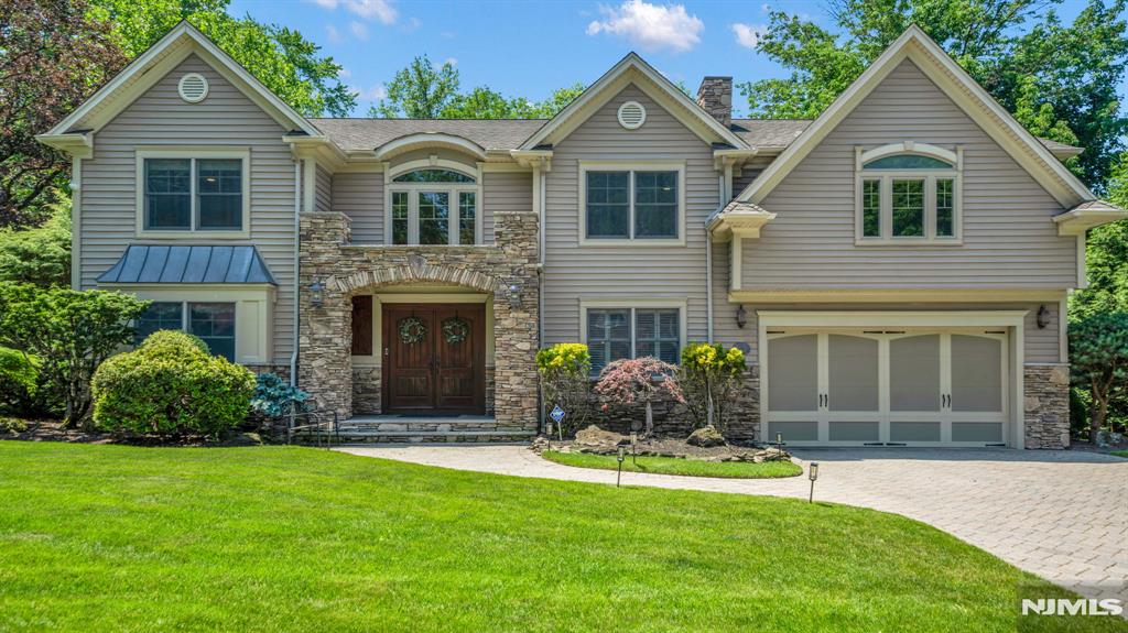 26 Devonshire Road Cresskill, NJ 07626 - Photo 1 of 47