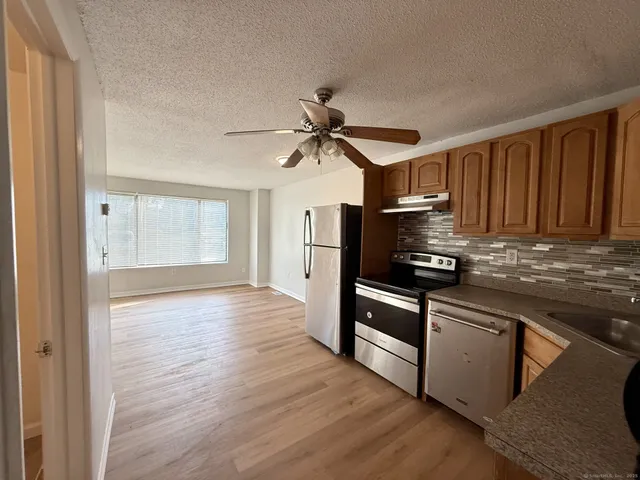 $1,650 | 151 Newington Avenue, Unit 7B, New Britain, CT 06051