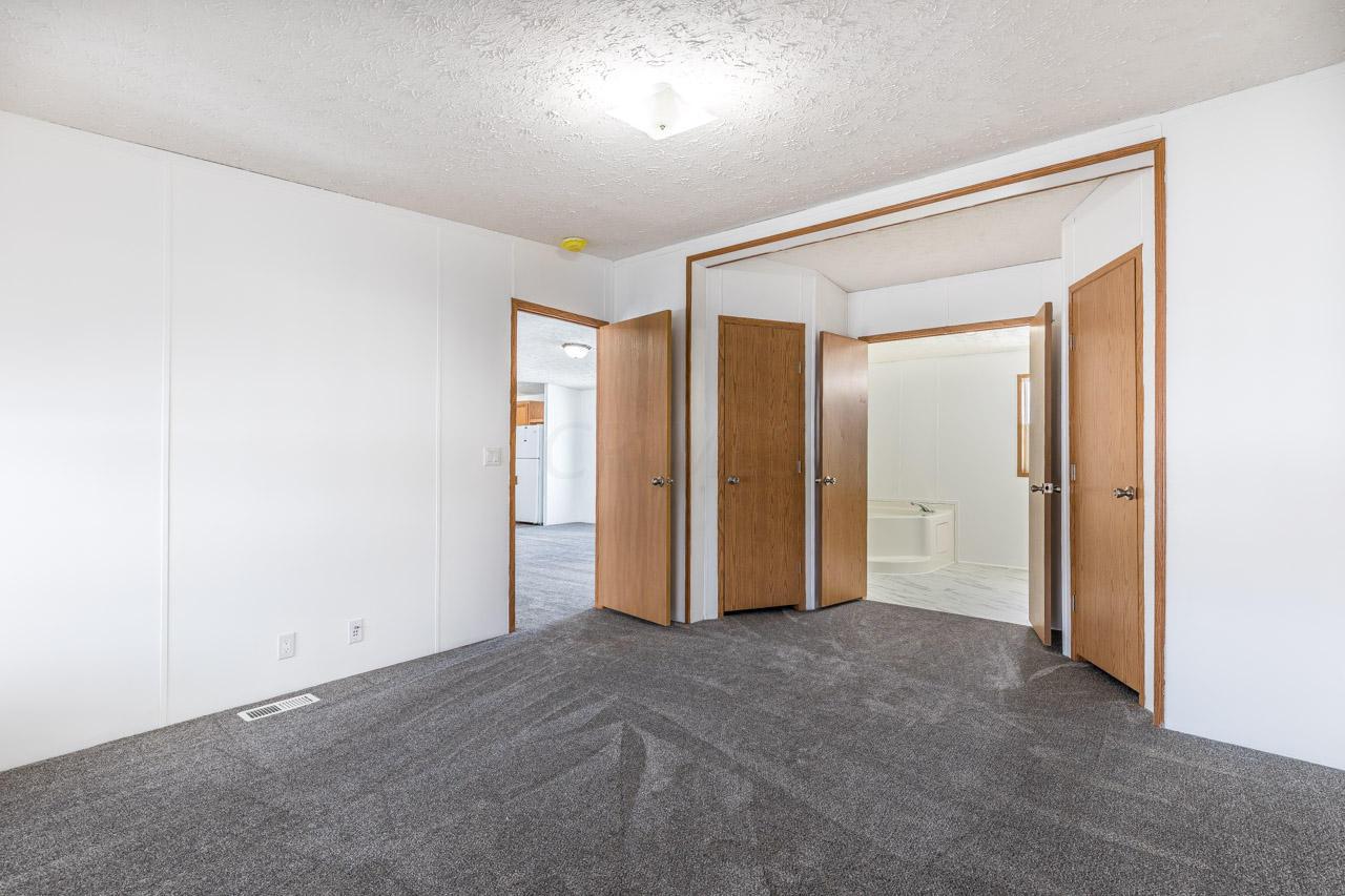 2447 Victory Road Marion, OH 43302 - Photo 15 of 28 Gallery Image 15