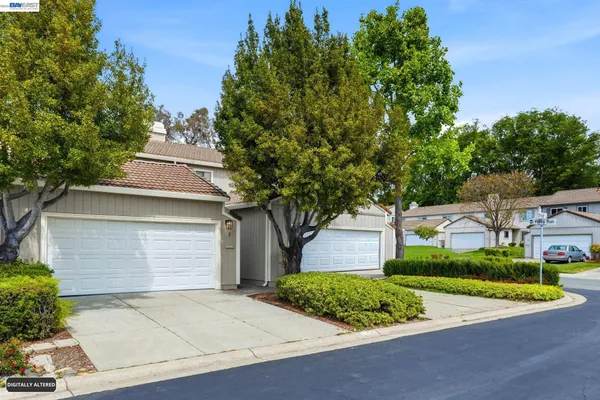 $600,000 | 2 Knoll Court, Hercules, CA 94547