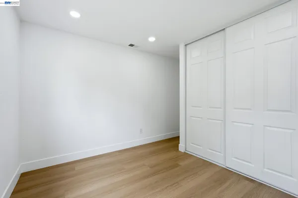$600,000 | 2 Knoll Court, Hercules, CA 94547