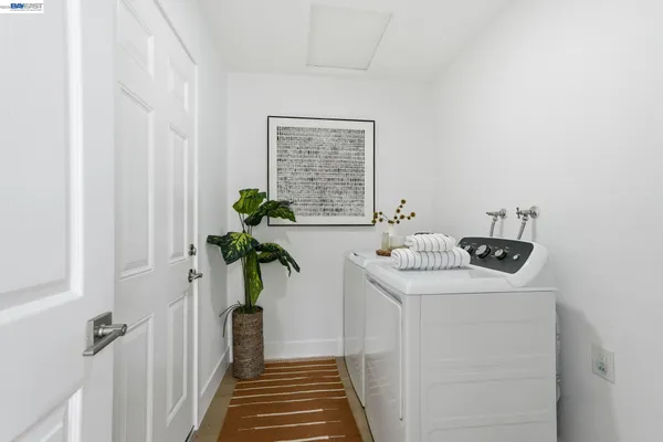$600,000 | 2 Knoll Court, Hercules, CA 94547