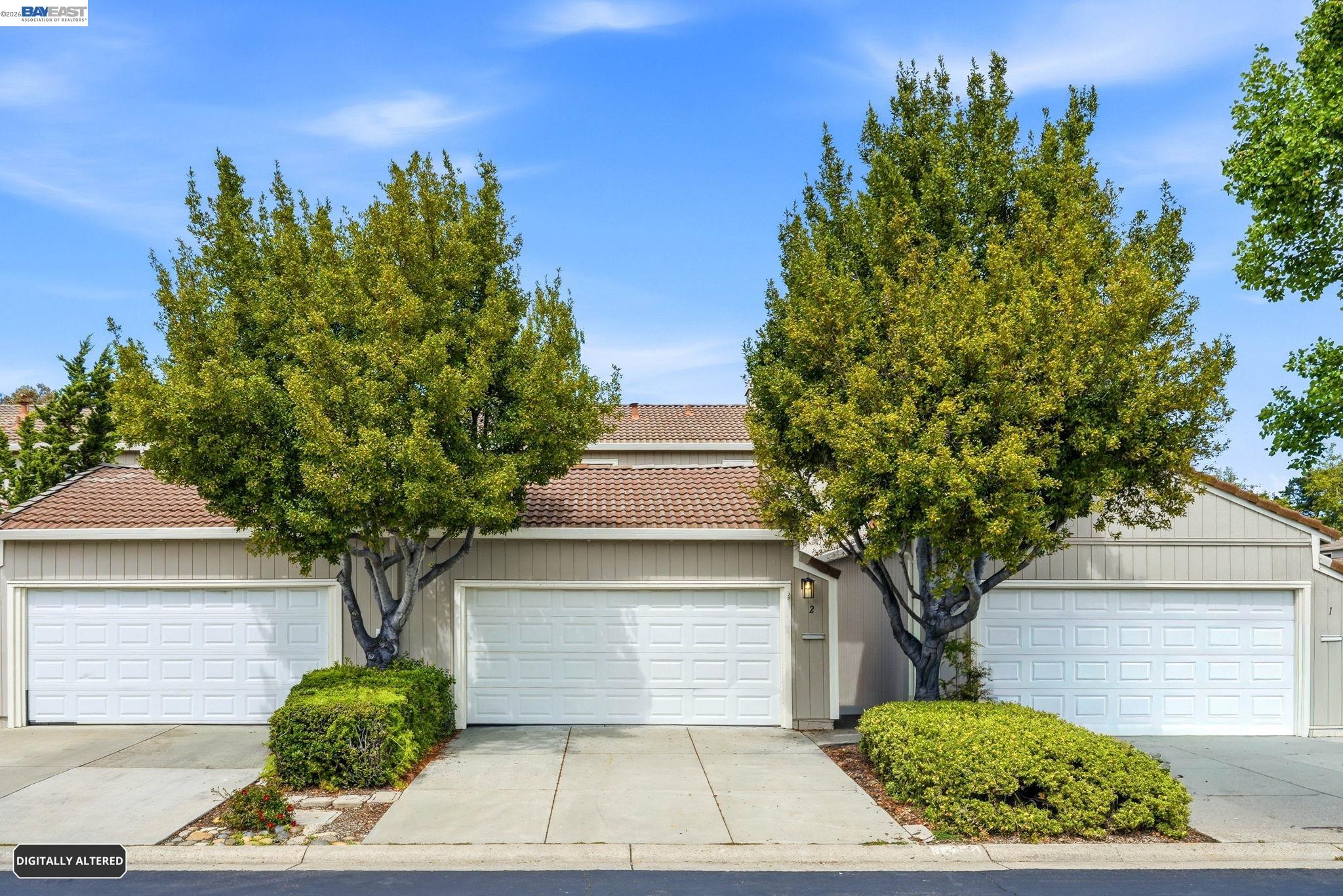 2 Knoll Court Hercules, CA 94547 - Photo 4 of 44