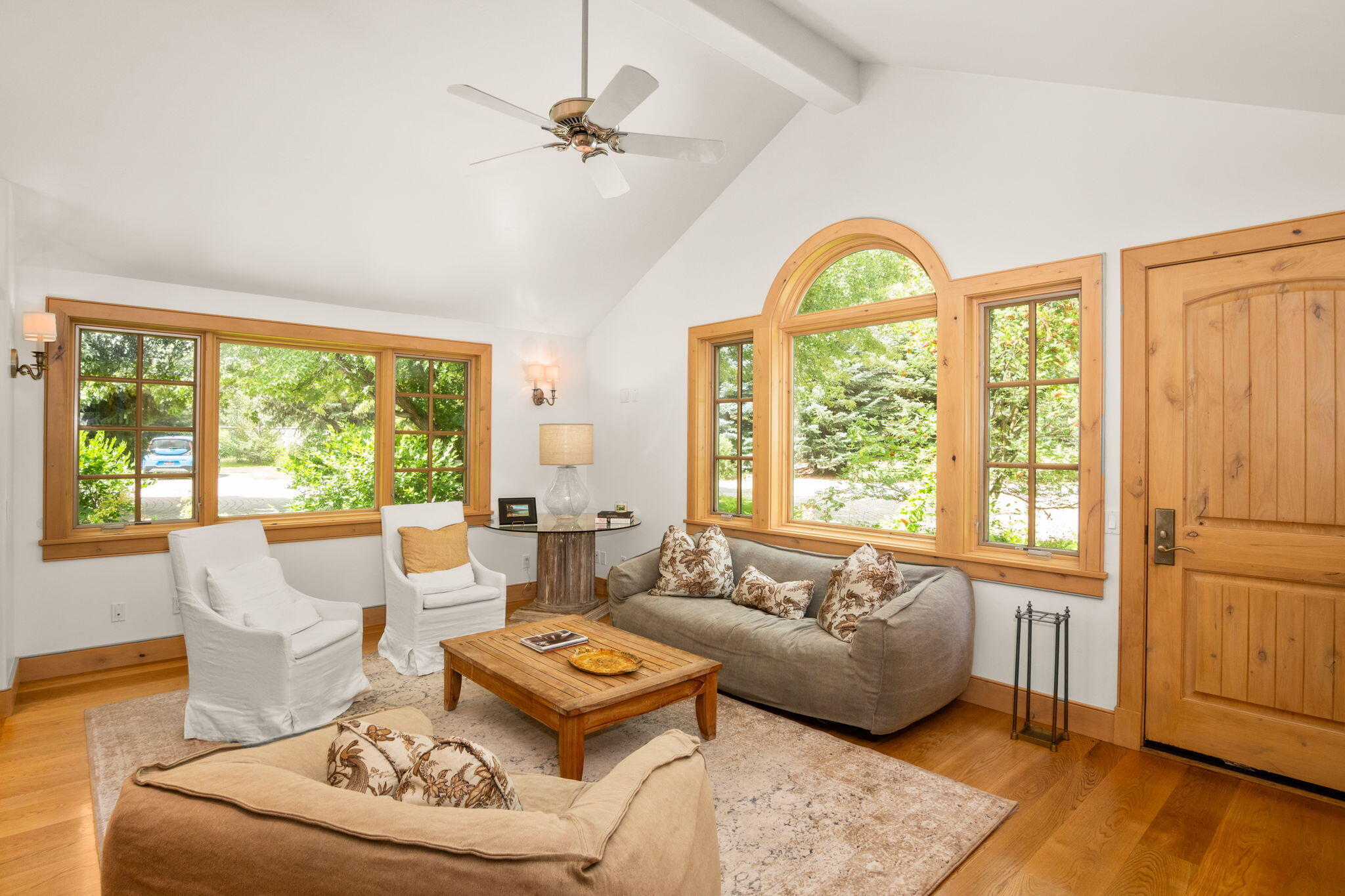 7 Rose Court Sun Valley, ID 83353 - Photo 41 of 50 Guest Cottage Living Room