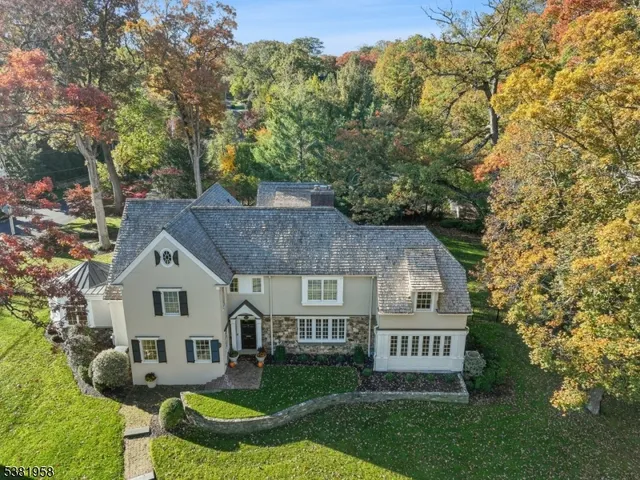 $4,965,000 | 55 Oxbow Lane, Summit, NJ 07901