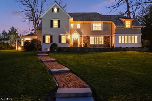 $4,965,000 | 55 Oxbow Lane, Summit, NJ 07901