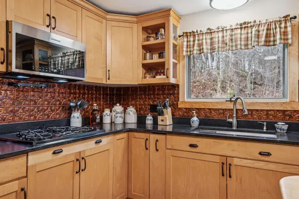 $659,900 | 867 East Bethel Road, Randolph, VT 05061