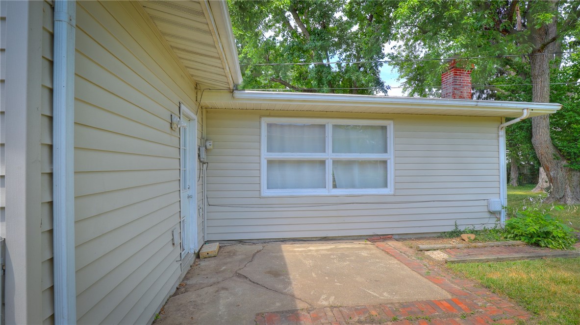 4022 Newcastle Drive Decatur, IL 62526 - Photo 27 of 34