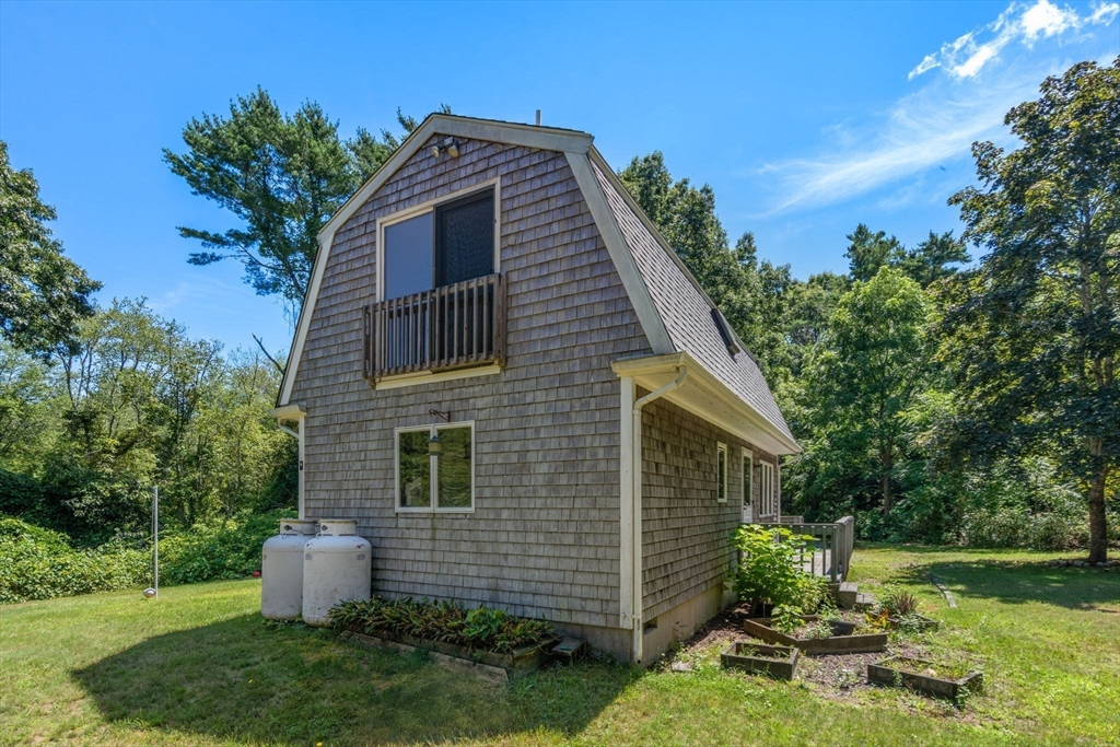 32 Acushnet Road Mattapoisett, MA 02739 - Photo 34 of 40 Gallery Image 34