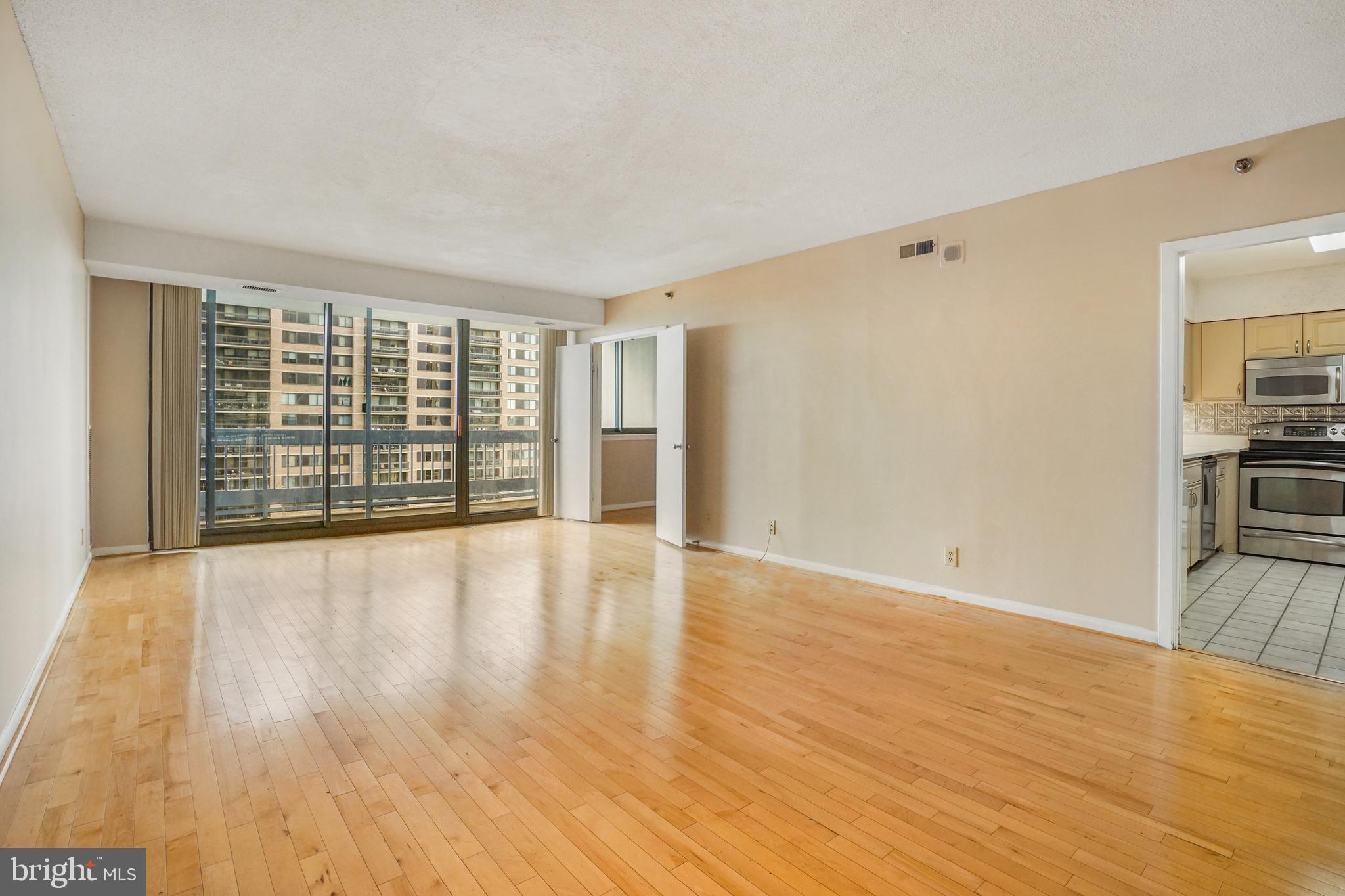 5505 Seminary Road, Unit 1203N Falls Church, VA 22041 - Photo 11 of 18