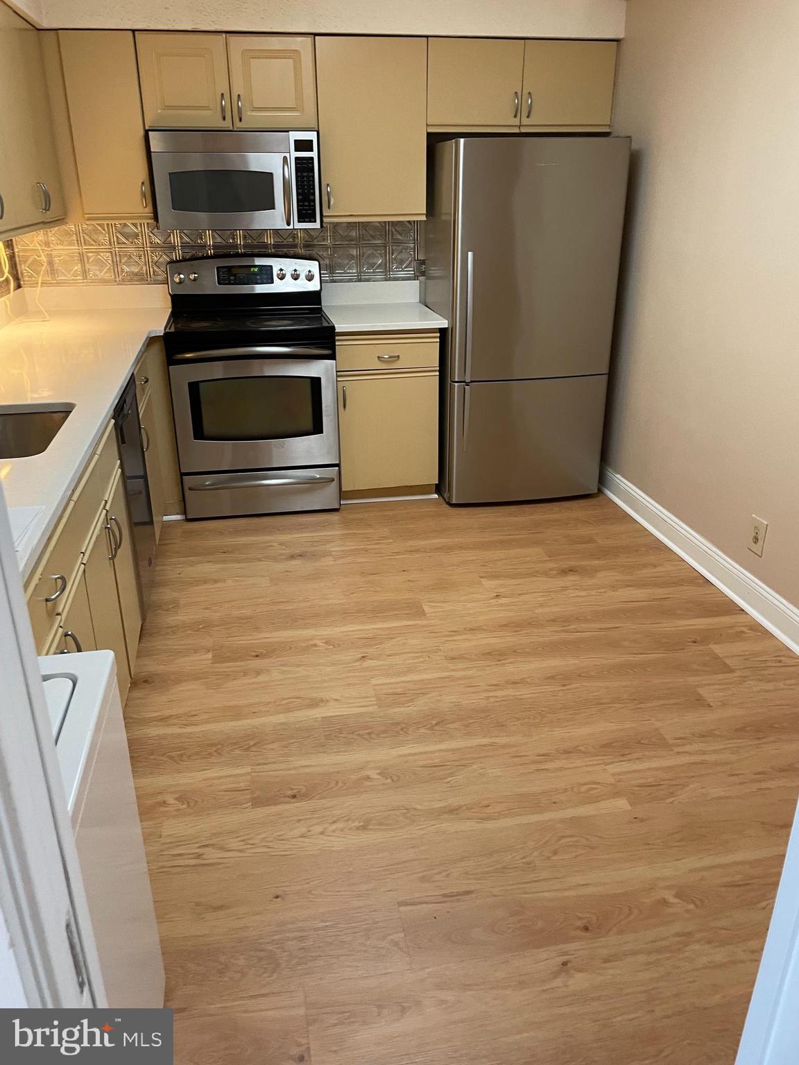 5505 Seminary Road, Unit 1203N Falls Church, VA 22041 - Photo 16 of 18