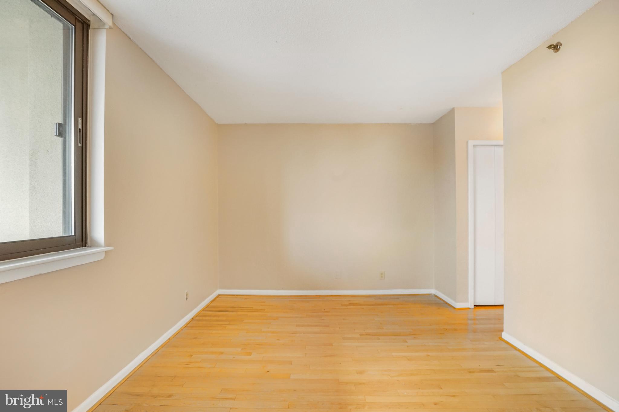 5505 Seminary Road, Unit 1203N Falls Church, VA 22041 - Photo 6 of 18