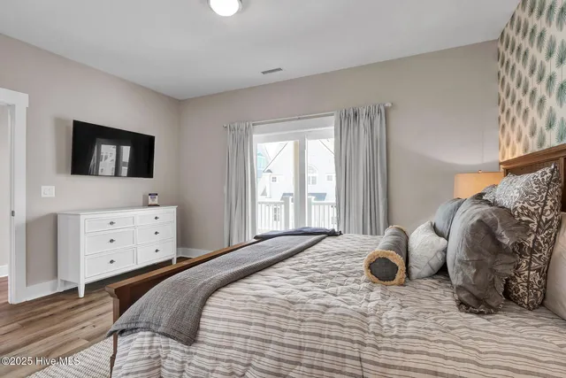 $2,150,000 | 4254 Island Drive, North Topsail Beach, NC 28460