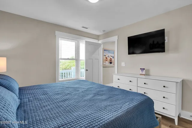 $2,150,000 | 4254 Island Drive, North Topsail Beach, NC 28460