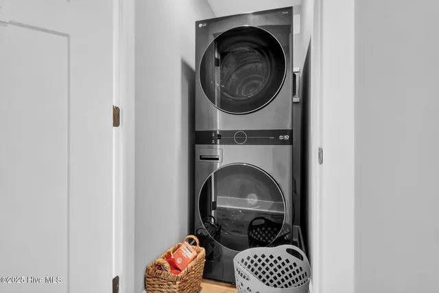 $2,150,000 | 4254 Island Drive, North Topsail Beach, NC 28460