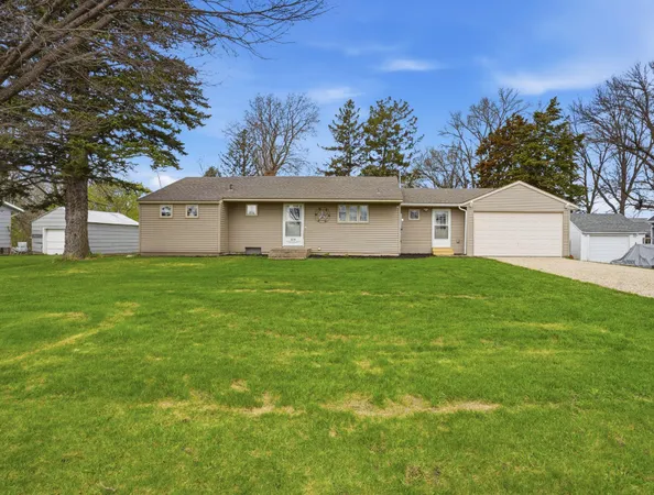 $230,000 | 606 Cofield Street South, Raymond, MN 56282