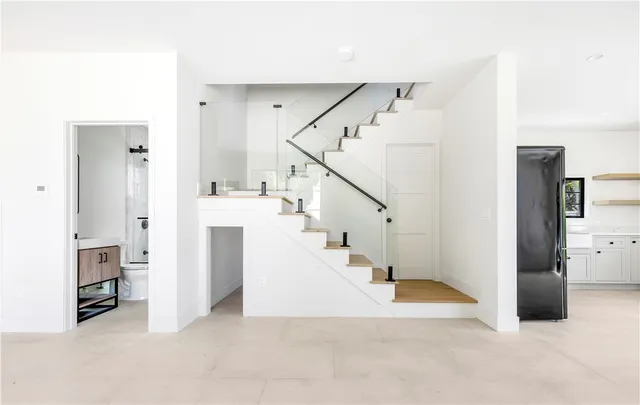 $7,500 | 936 Orlando Avenue, West Hollywood, CA 90069