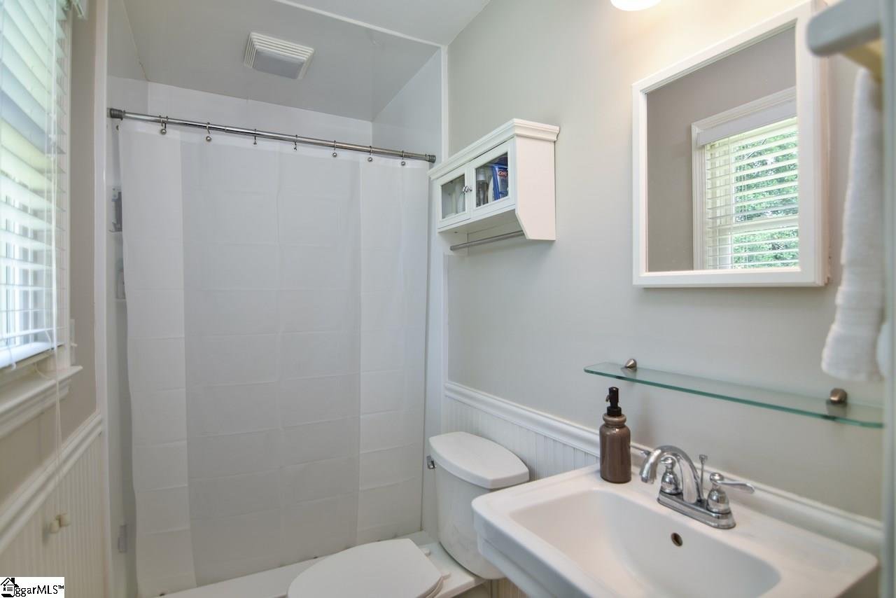 118 Brookbend Road Mauldin, SC 29662 - Photo 17 of 25 Gallery Image 17