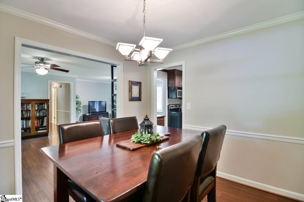 118 Brookbend Road Mauldin, SC 29662 - Photo 9 of 25 Gallery Image 9