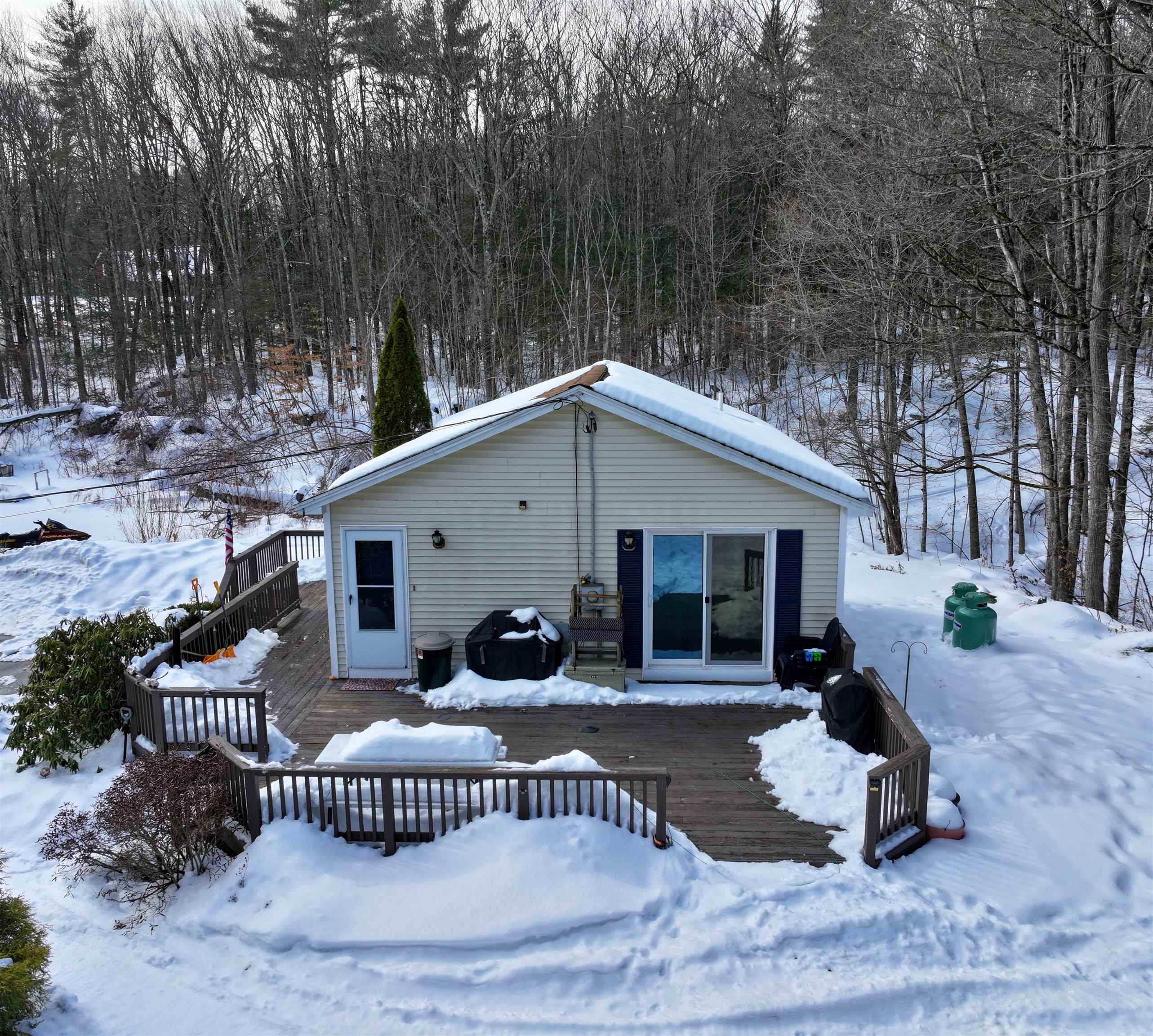 236 Walker Hill Road Weare, NH 03281 - Photo 5 of 31