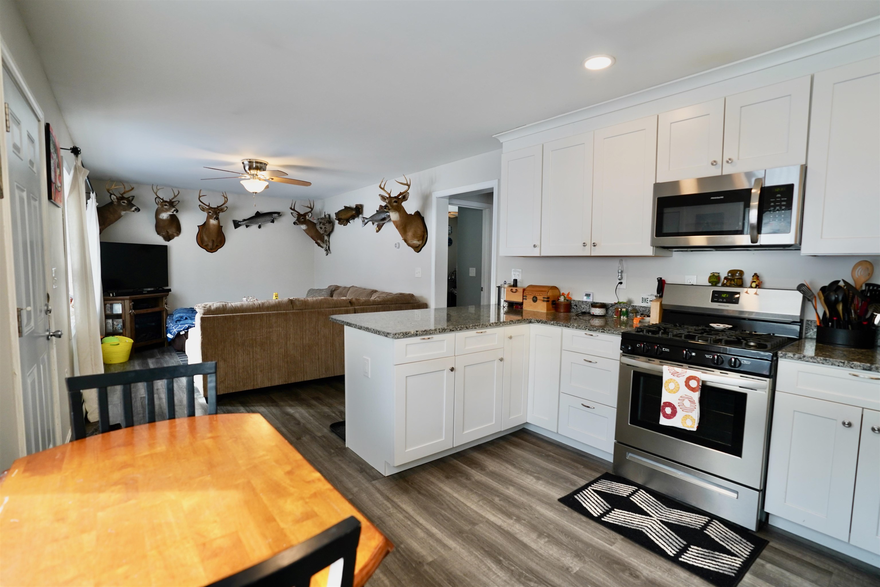 236 Walker Hill Road Weare, NH 03281 - Photo 10 of 31