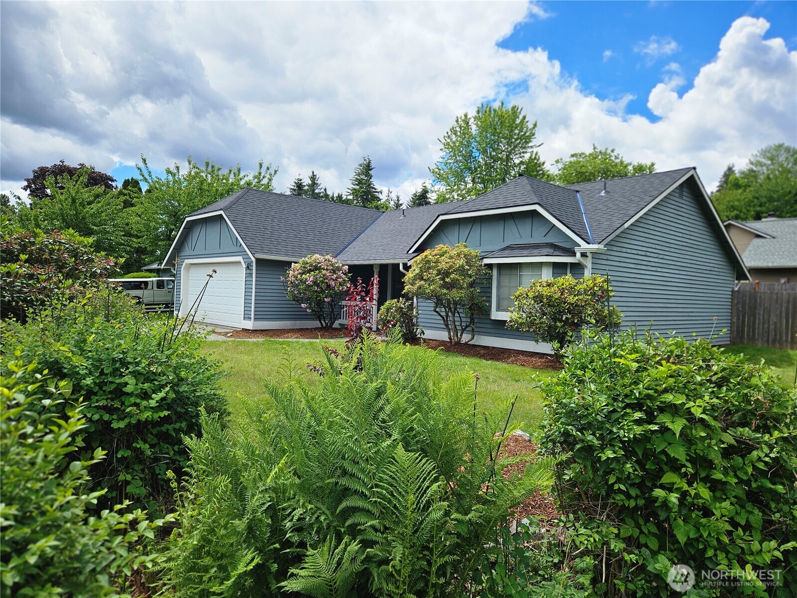 16706 6th Avenue Southeast Bothell, WA 98012 - Photo 2 of 31