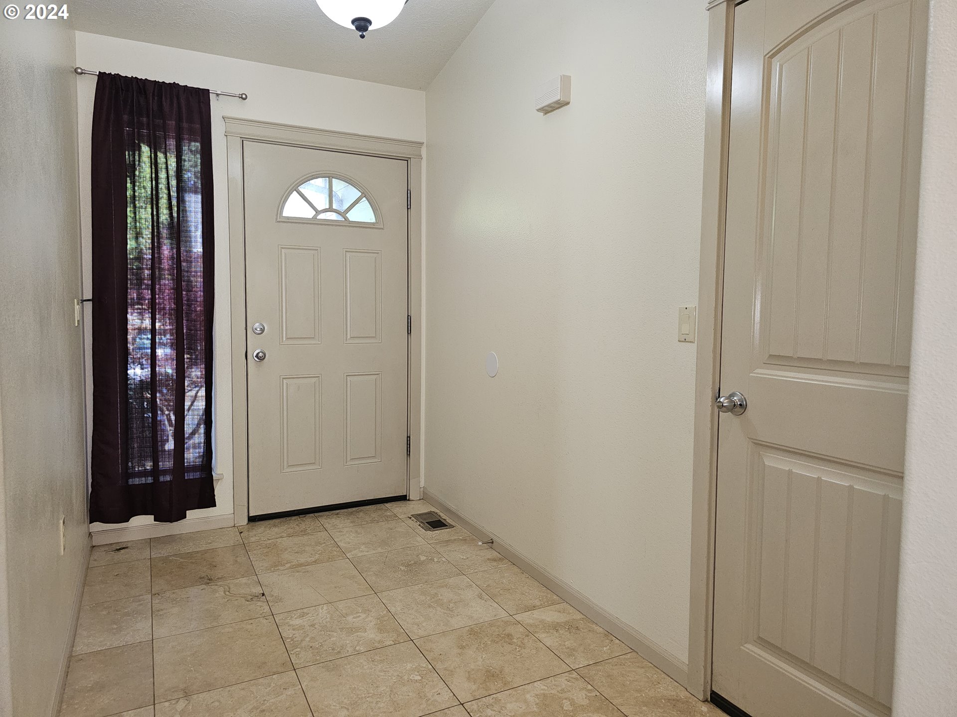 2692 Oak Ridge Street Northwest Albany, OR 97321 - Photo 6 of 25 Gallery Image 6