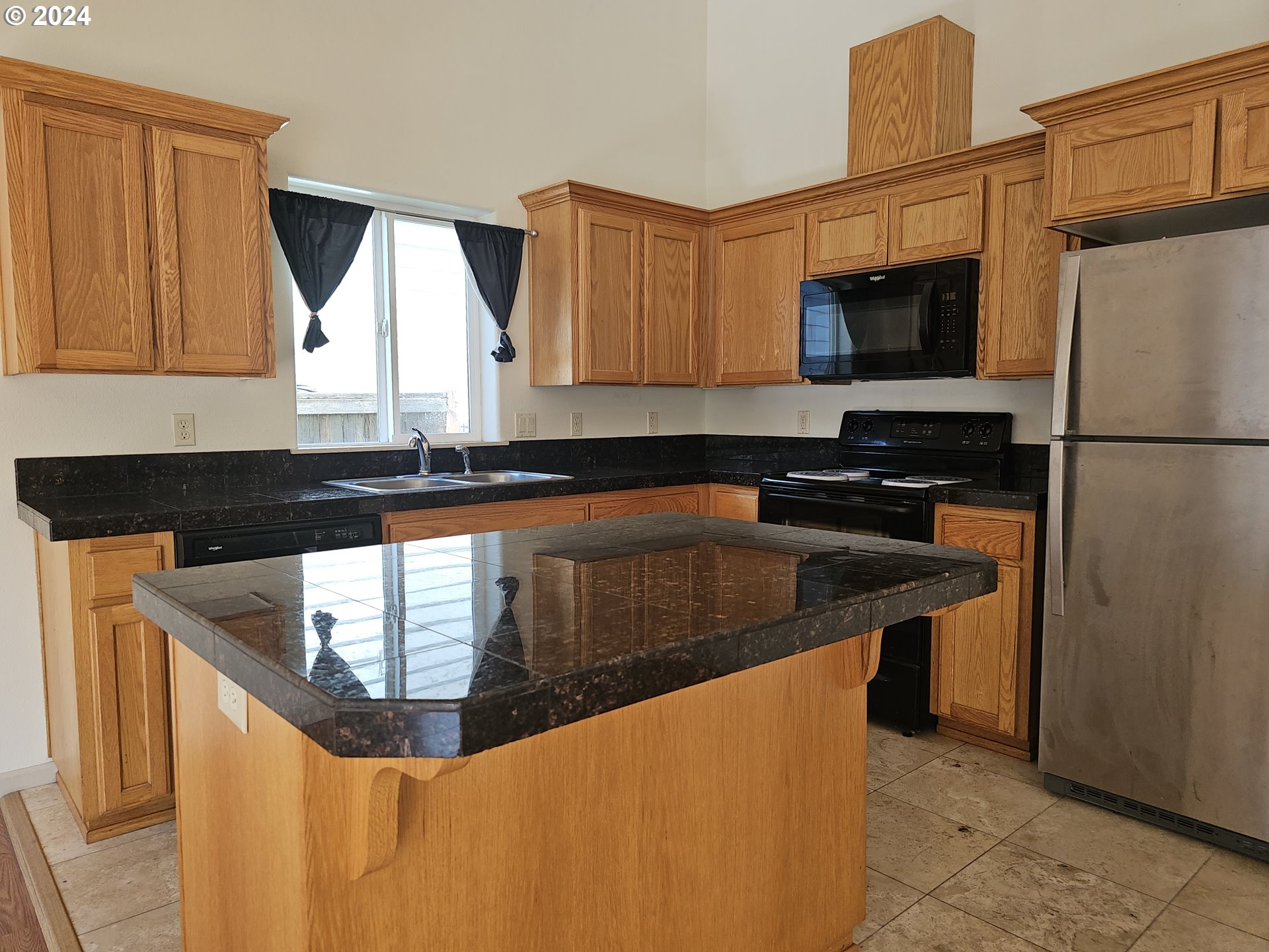 2692 Oak Ridge Street Northwest Albany, OR 97321 - Photo 8 of 25 Gallery Image 8