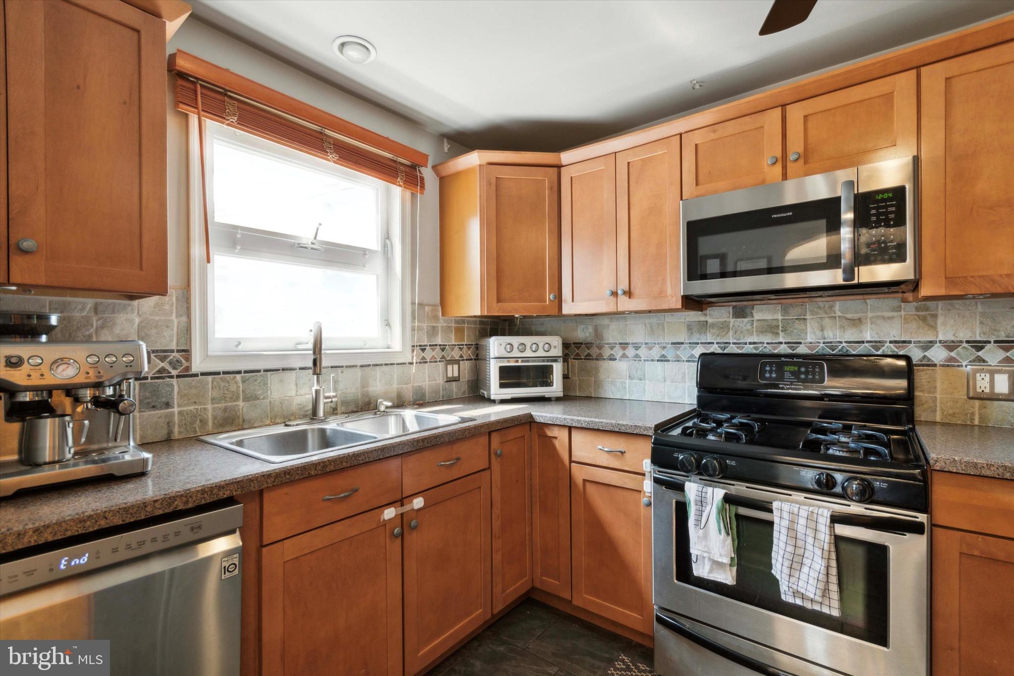 512 Overlook Road Philadelphia, PA 19128 - Photo 13 of 35 Gallery Image 13