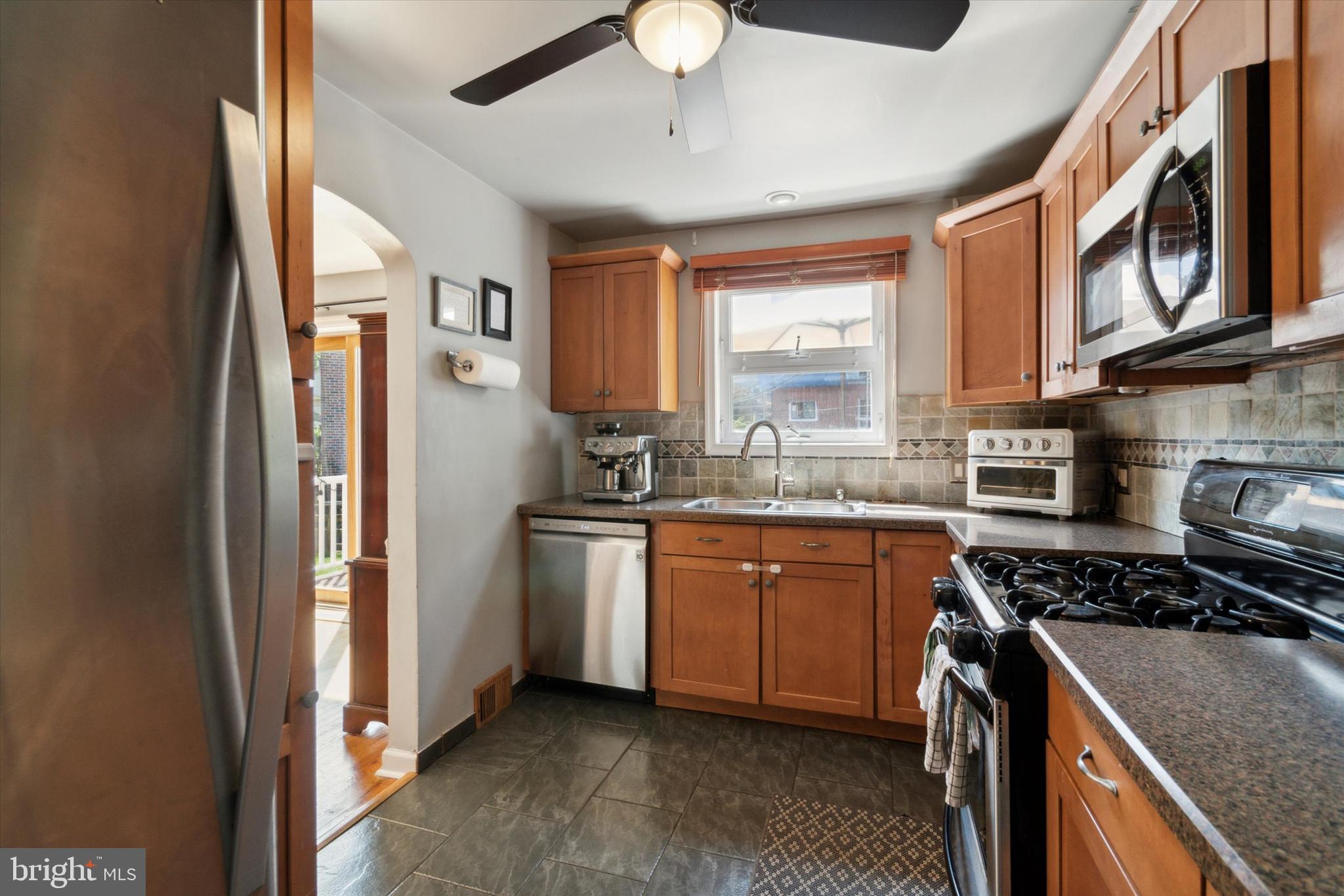 512 Overlook Road Philadelphia, PA 19128 - Photo 16 of 35 Gallery Image 16