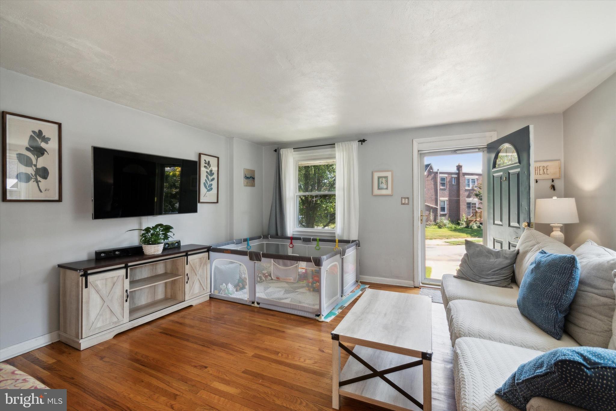 512 Overlook Road Philadelphia, PA 19128 - Photo 8 of 35 Gallery Image 8