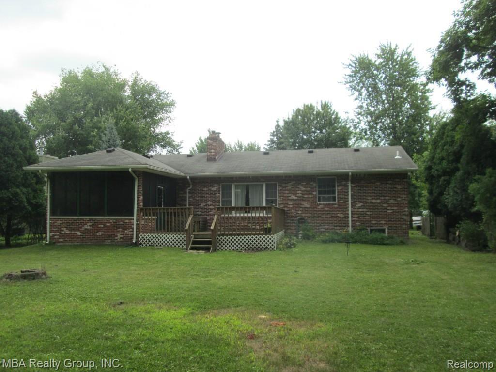 8496 Rucker Road Grosse Ile, MI 48138 - Photo 34 of 39 IMG_6746.jpg