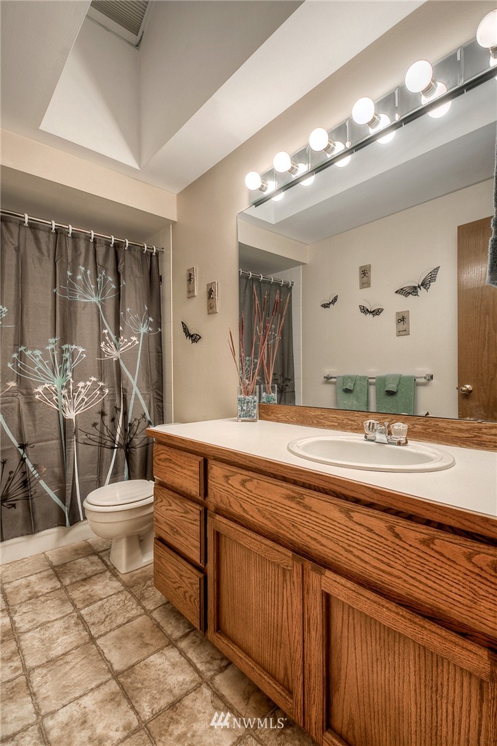 18213 133rd Avenue Southeast Renton, WA 98058 - Photo 20 of 22 Gallery Image 20