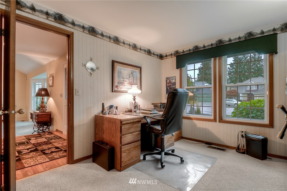 18213 133rd Avenue Southeast Renton, WA 98058 - Photo 7 of 22 Gallery Image 7