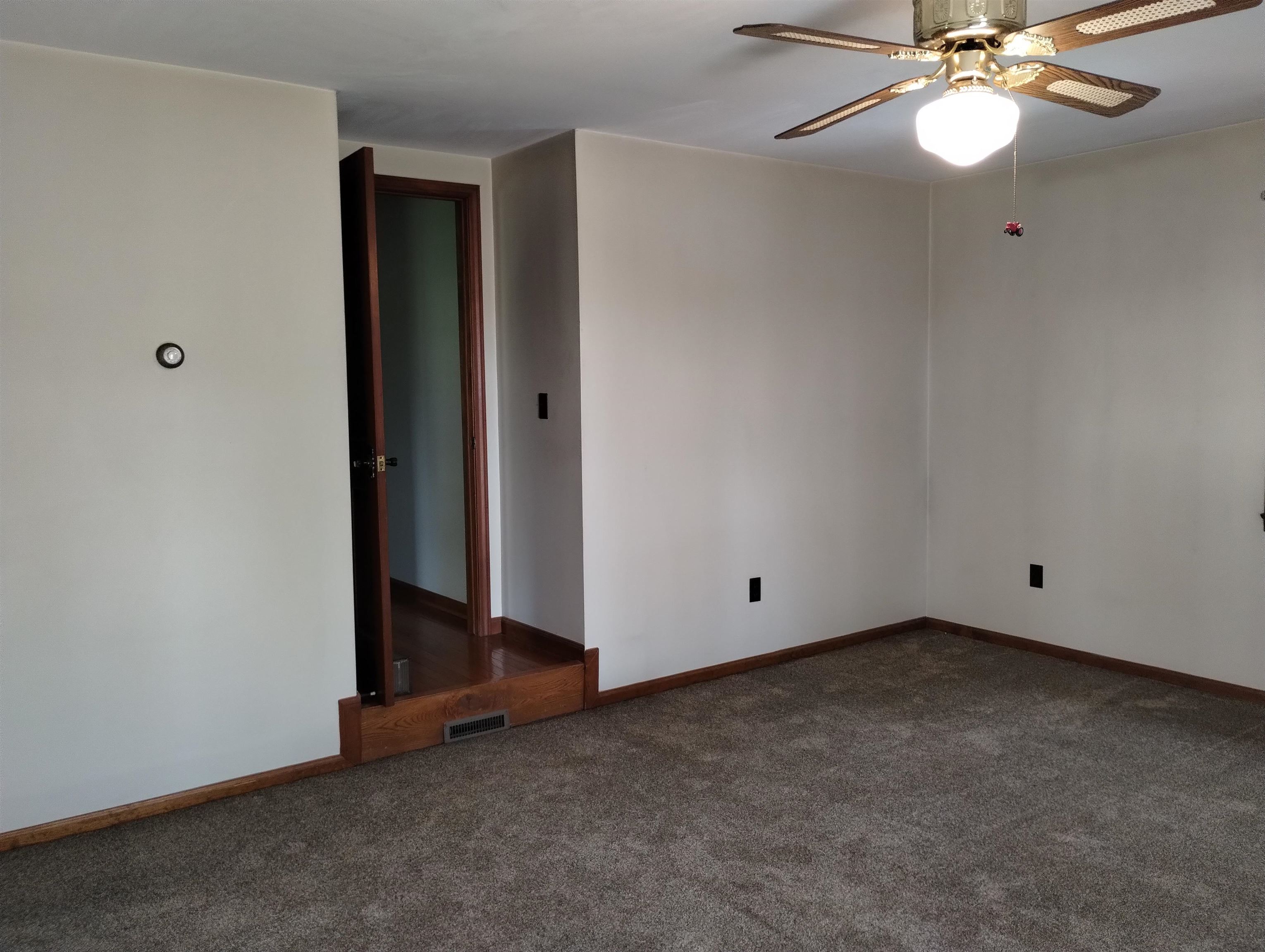 7275 Cram Road Owosso, MI 48867 - Photo 18 of 55 50140069-c2c85497-a7da-4910-acc3-267a22e14af3.JPG