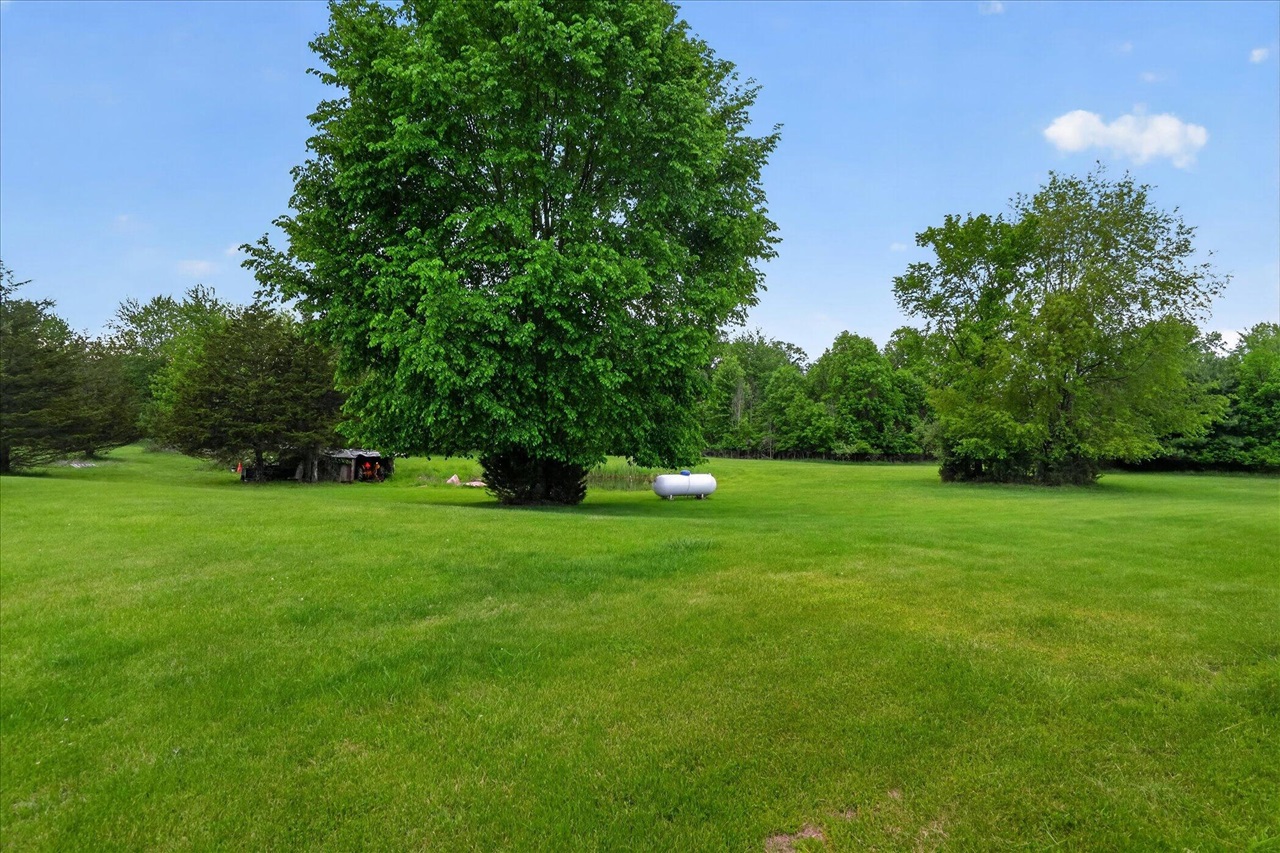 5569 South Corey Road Perry, MI 48872 - Photo 35 of 63