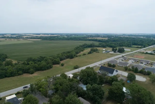 $1,400,000 | 37200 West Us-56 Highway, Edgerton, KS 66021