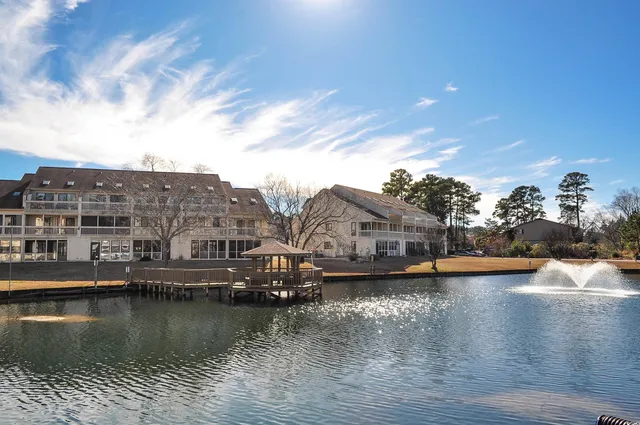 $119,900 | 510 Fairwood Lakes Drive, Unit 21O, Myrtle Beach, SC 29588