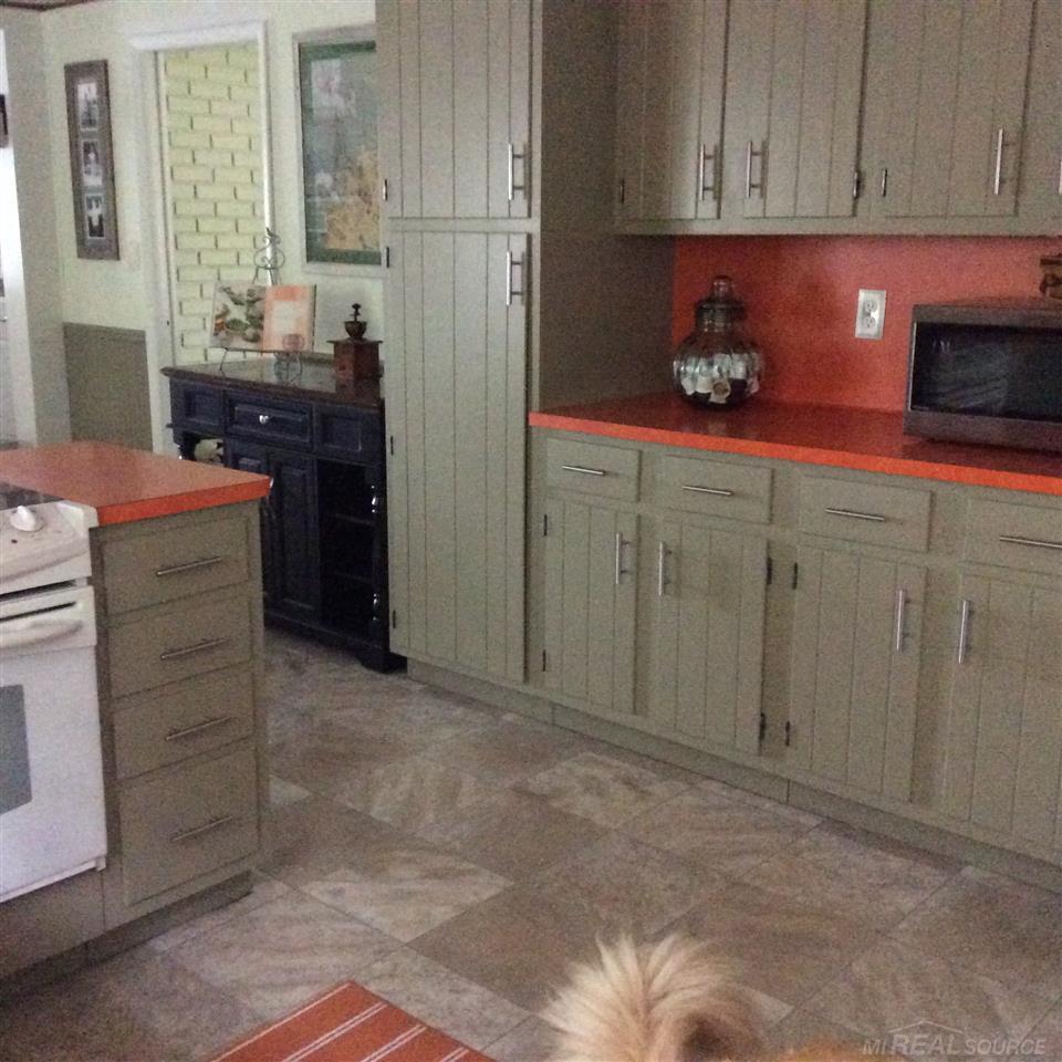 7357 Pine Road Lexington, MI 48450 - Photo 9 of 11 31298812-8.JPG