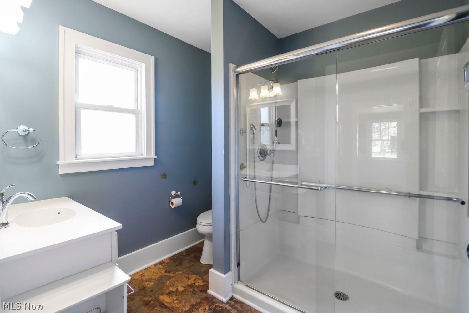 1368 Vane Avenue Akron, OH 44310 - Photo 11 of 23