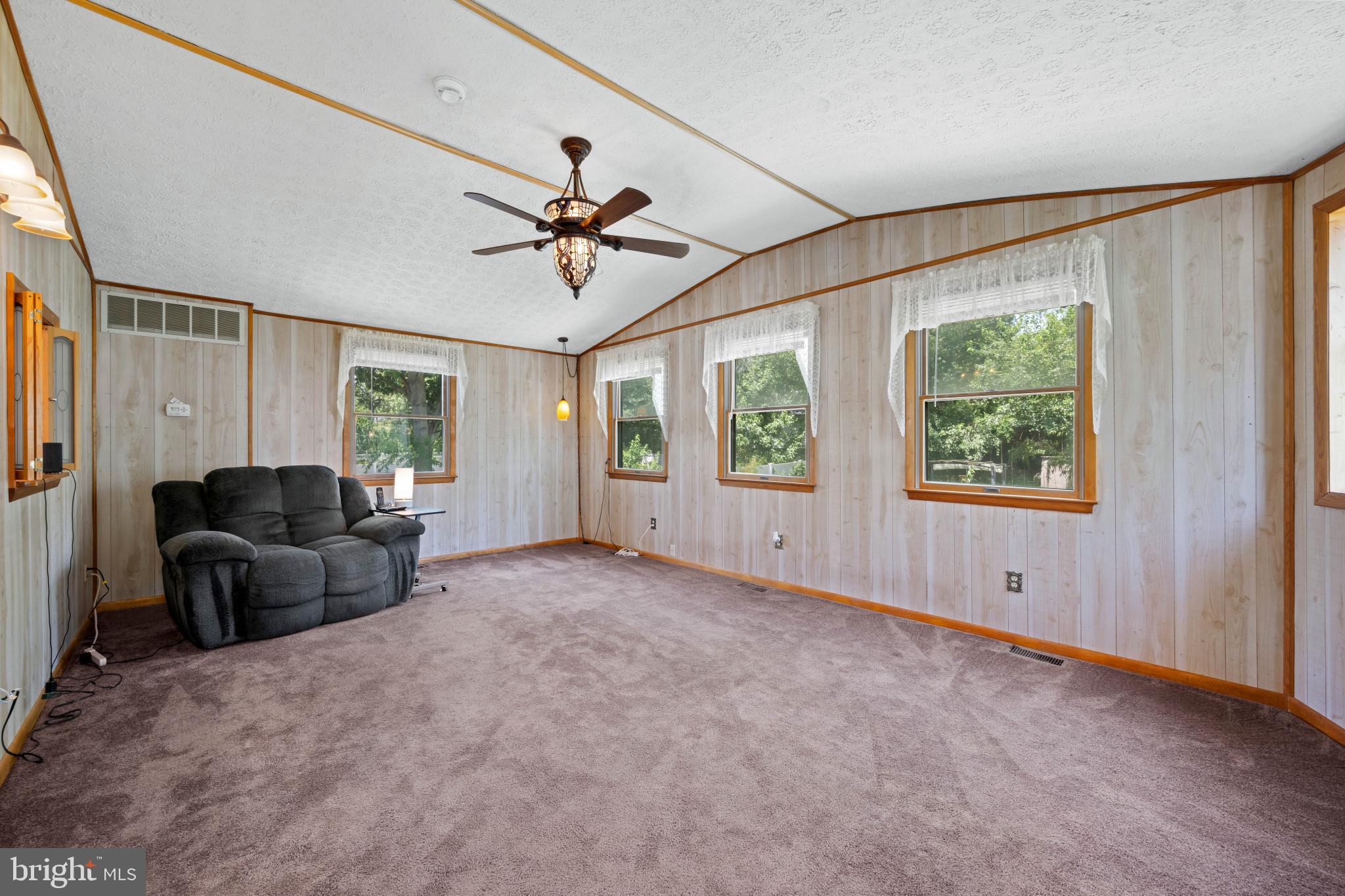 1247 River Bay Road Annapolis, MD 21409 - Photo 8 of 49 Family Room