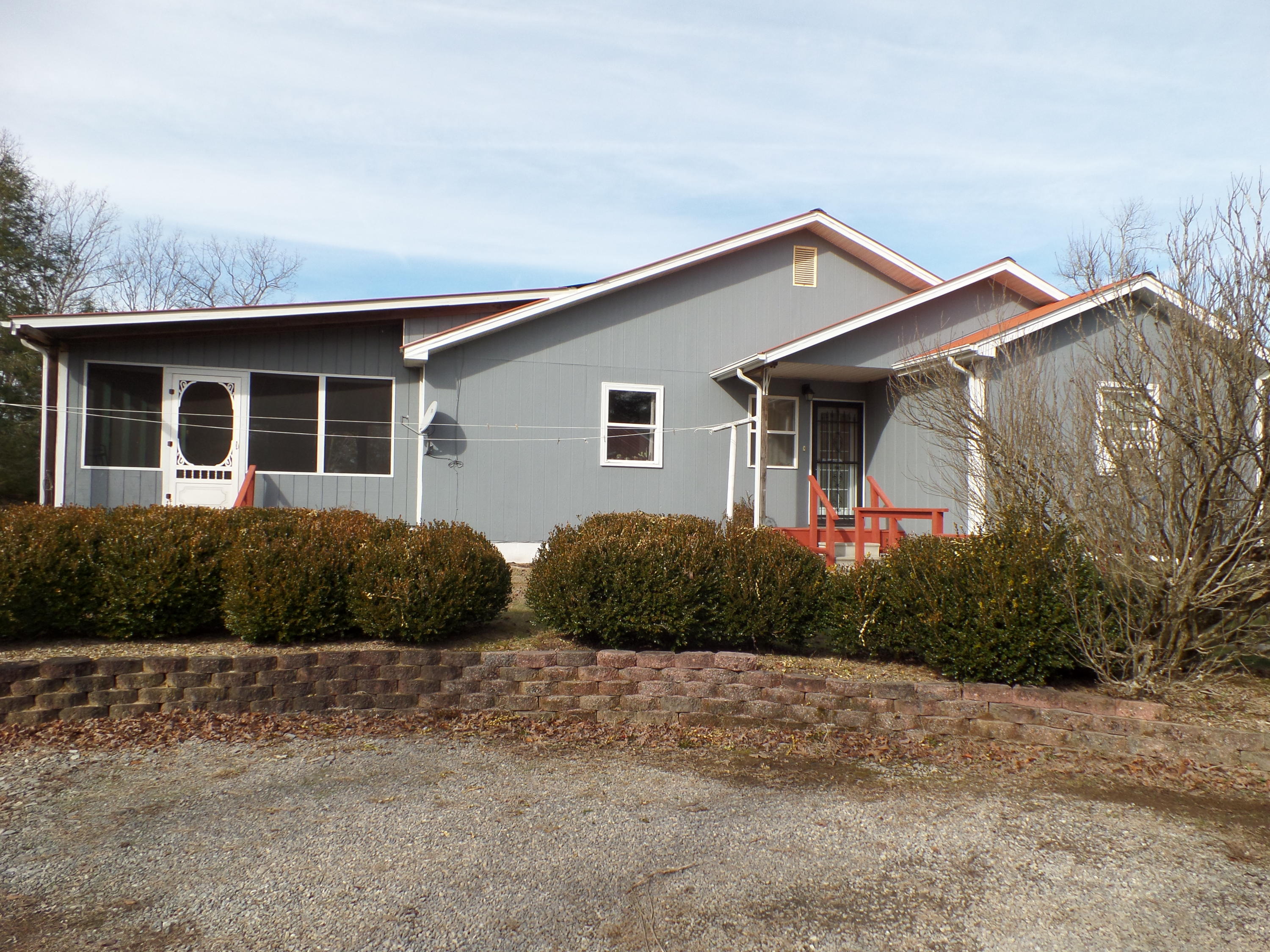 518 Ridge Lane Monterey, TN 38574 - Photo 1 of 13 SAM_1290