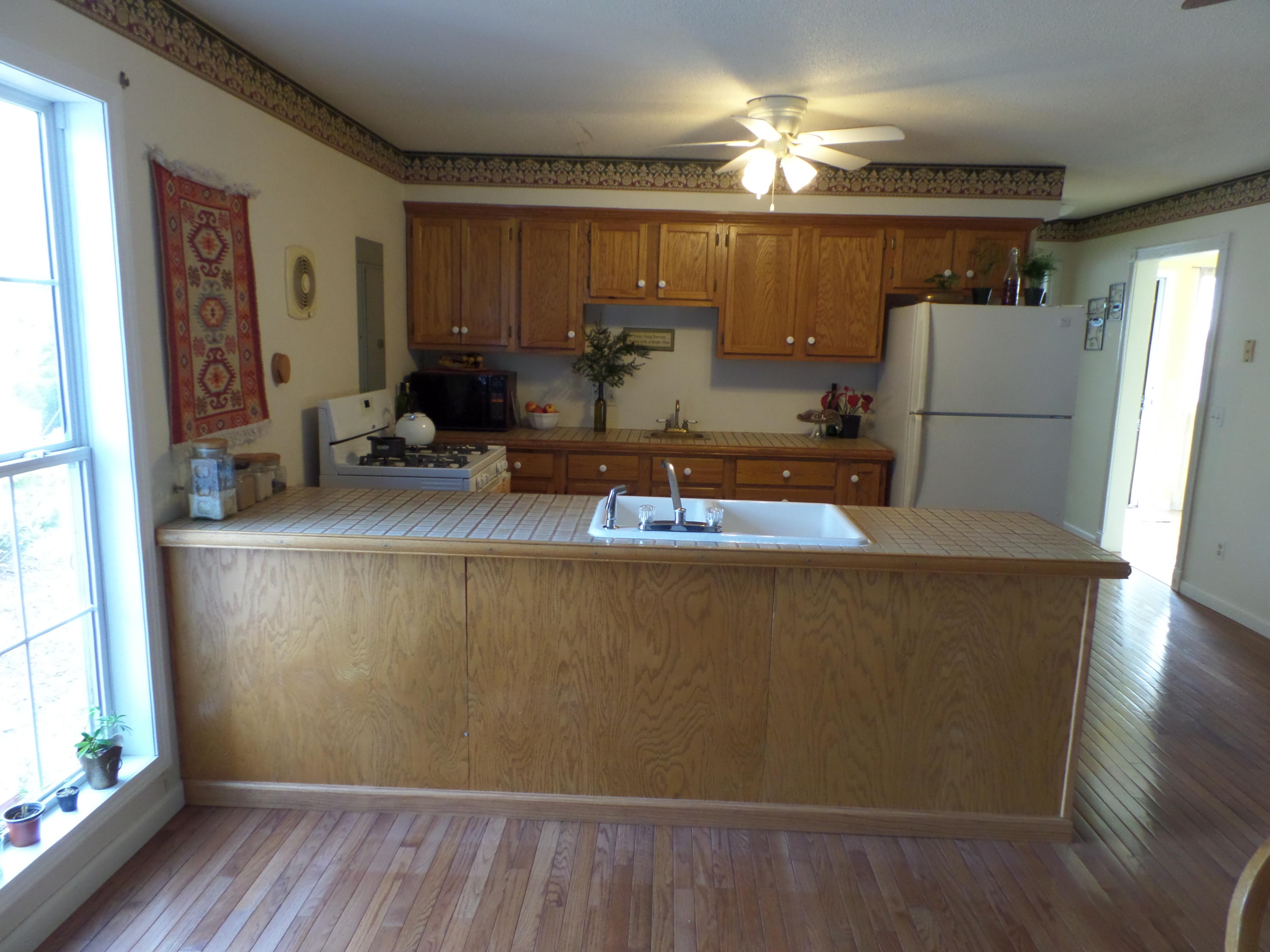 518 Ridge Lane Monterey, TN 38574 - Photo 4 of 13 SAM_1214