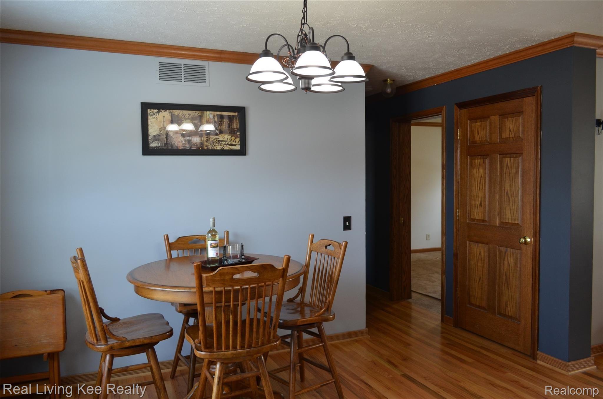 5940 Lippincott Road Lapeer, MI 48446 - Photo 13 of 43 DSC_0427.JPG