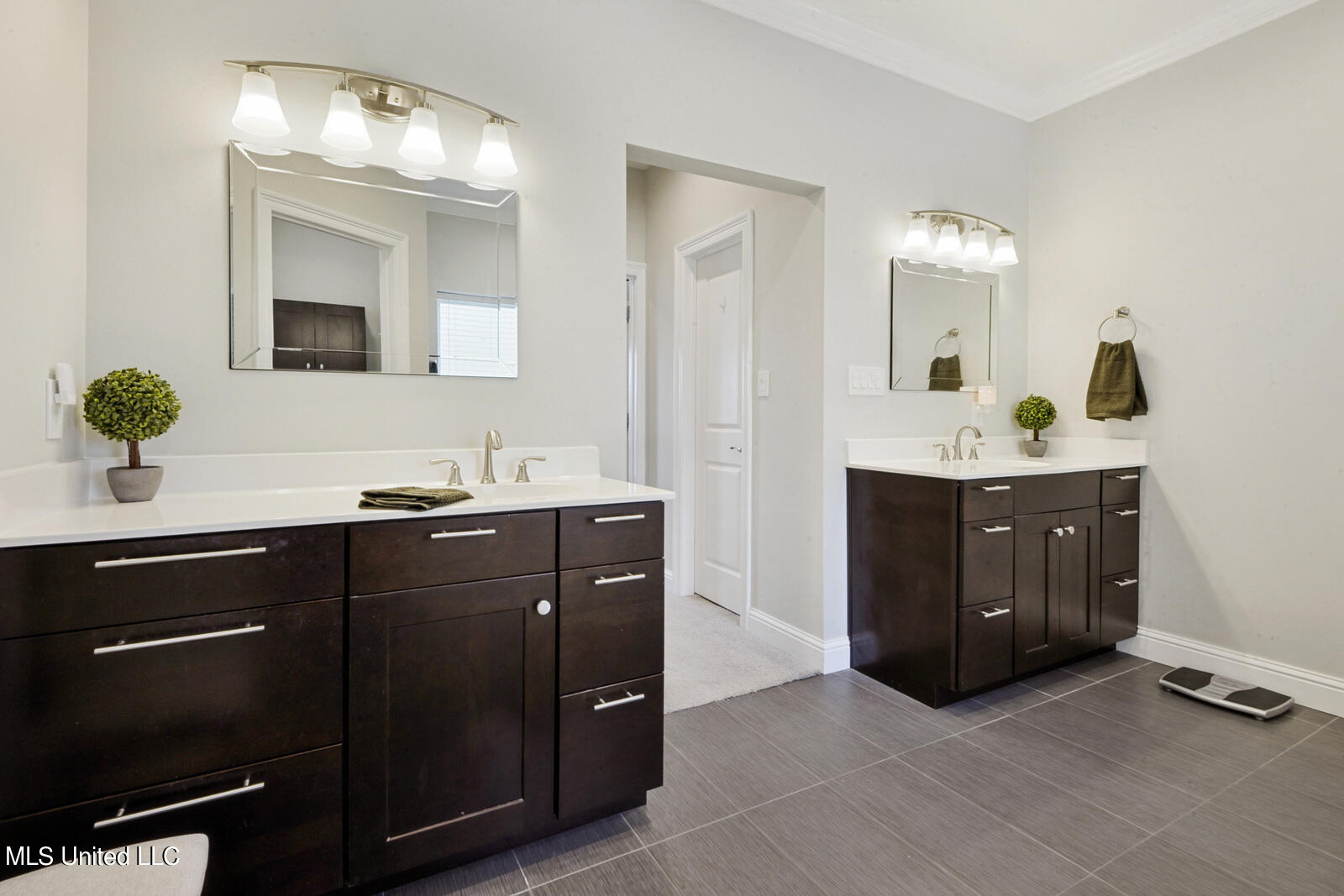 14400 Big John Road Biloxi, MS 39532 - Photo 14 of 25 016_1600x1067_mls